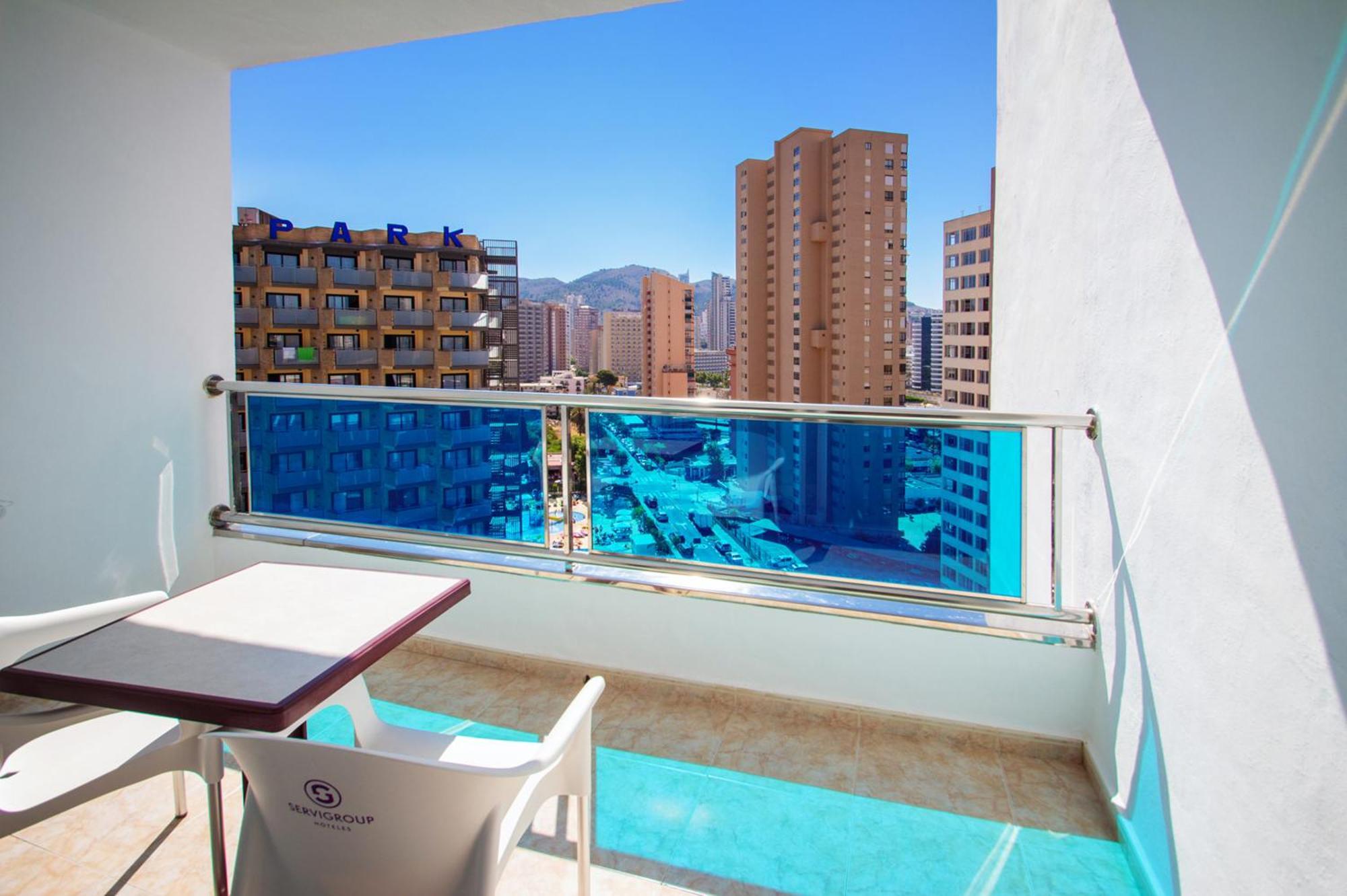 Hotel Servigroup Castilla Бенідорм Номер фото
